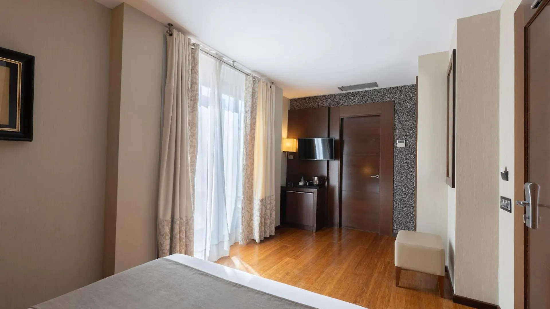 Barcelona Hotel Colonial