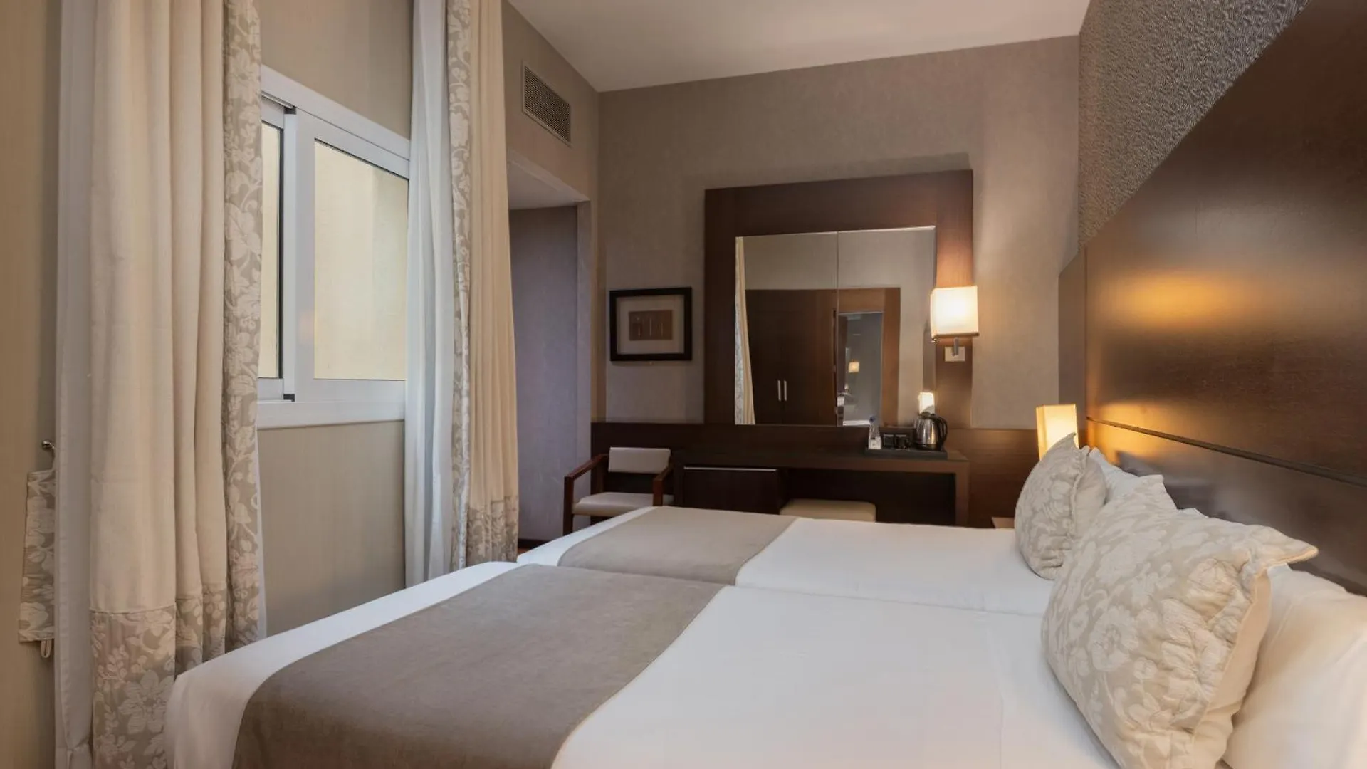 Barcelona Hotel Colonial