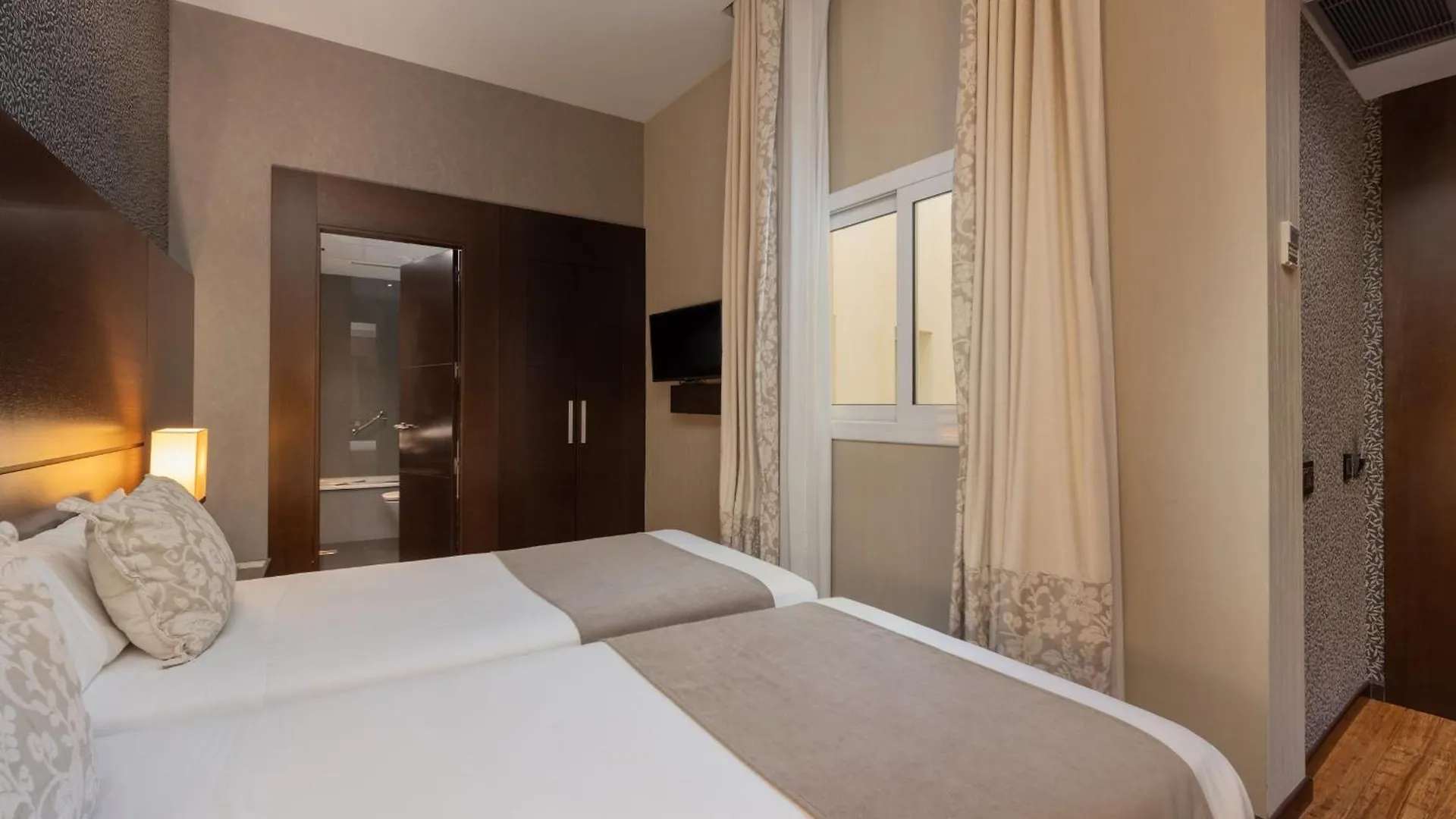 Barcelona Hotel Colonial