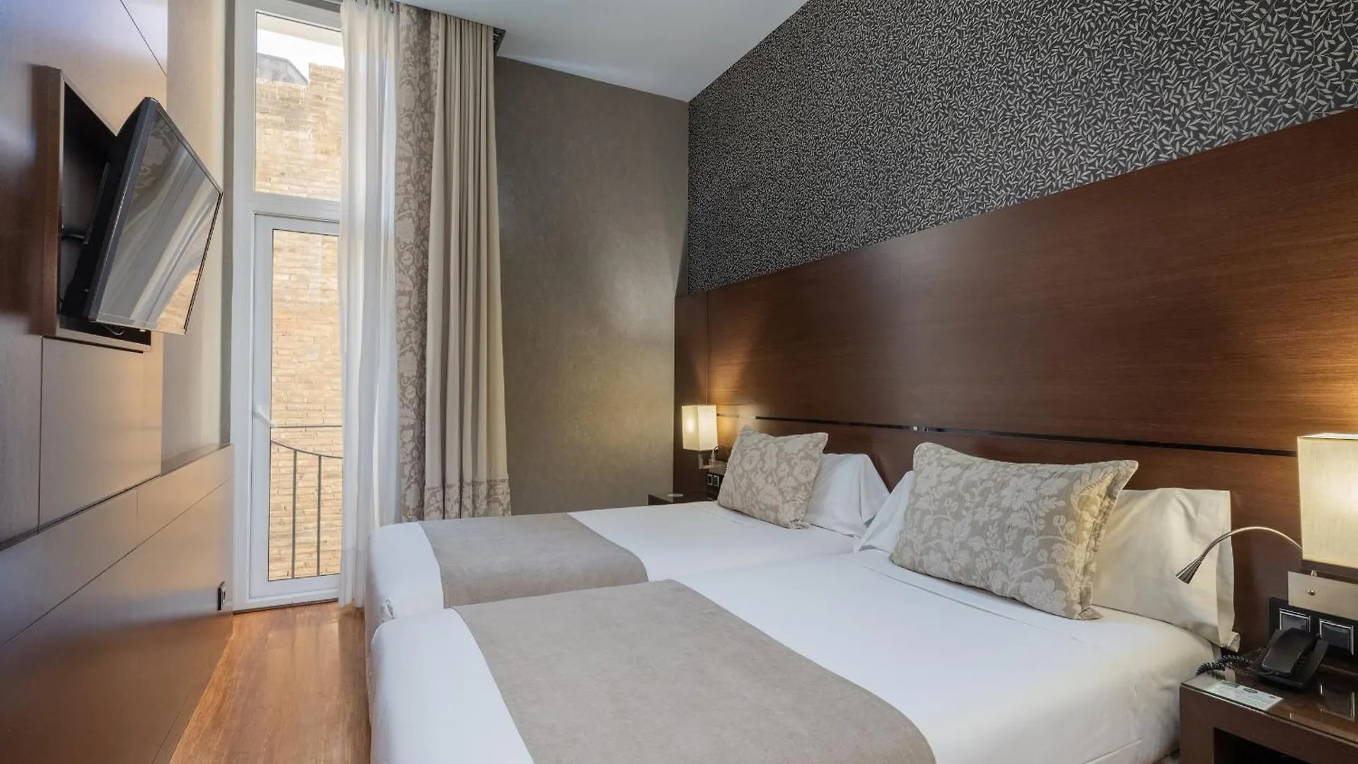 ****  Barcelona Hotel Colonial ספרד